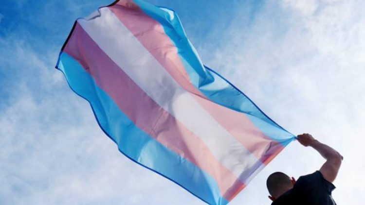 Gestos acompanha com indignação caso violência contra mulher trans no Recife