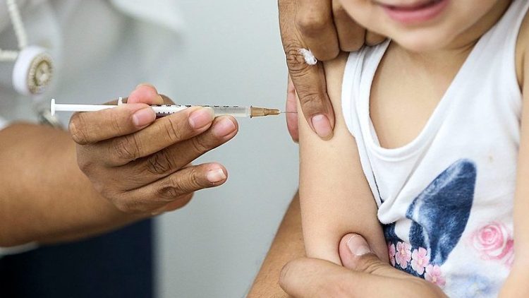 Sociedade Civil de Tuberculose pede respostas ao governo sobre o racionamento da vacina BCG