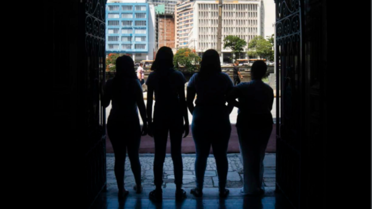 Crianças e adolescentes envolvidas no comércio sexual na Região Metropolitana de Recife