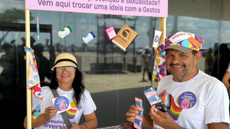 Gestos promove tenda gratuita de aconselhamento sobre saúde sexual e prevenção na Parada da Diversidade de Pernambuco